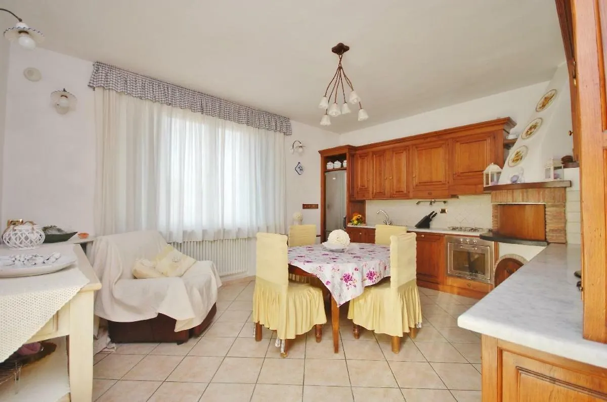 아파트 Raffinato Attico Vicino Al Mare Con Solarium Lido Di 카마이오레