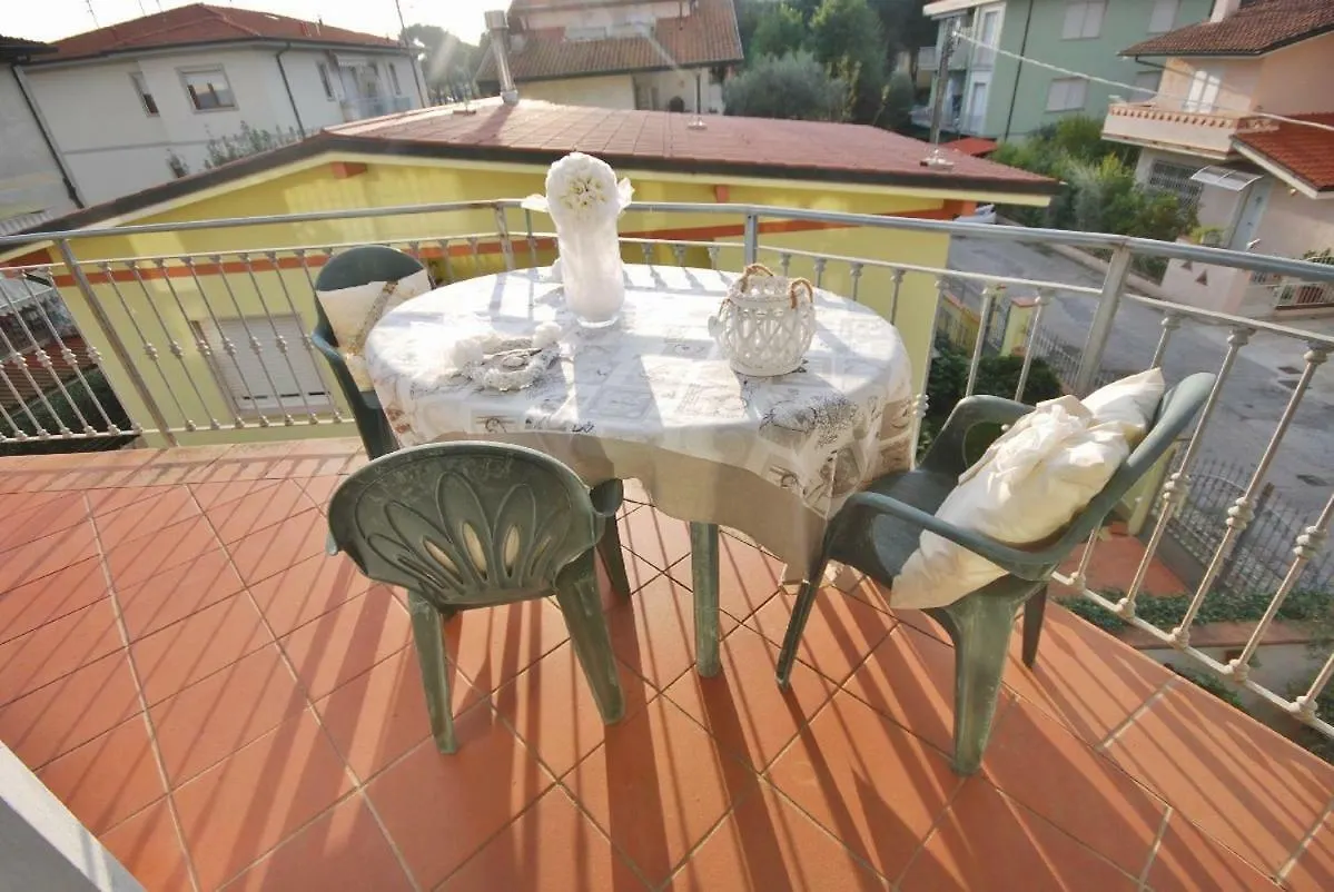 Διαμέρισμα Raffinato Attico Vicino Al Mare Con Solarium Lido Di Camaiore