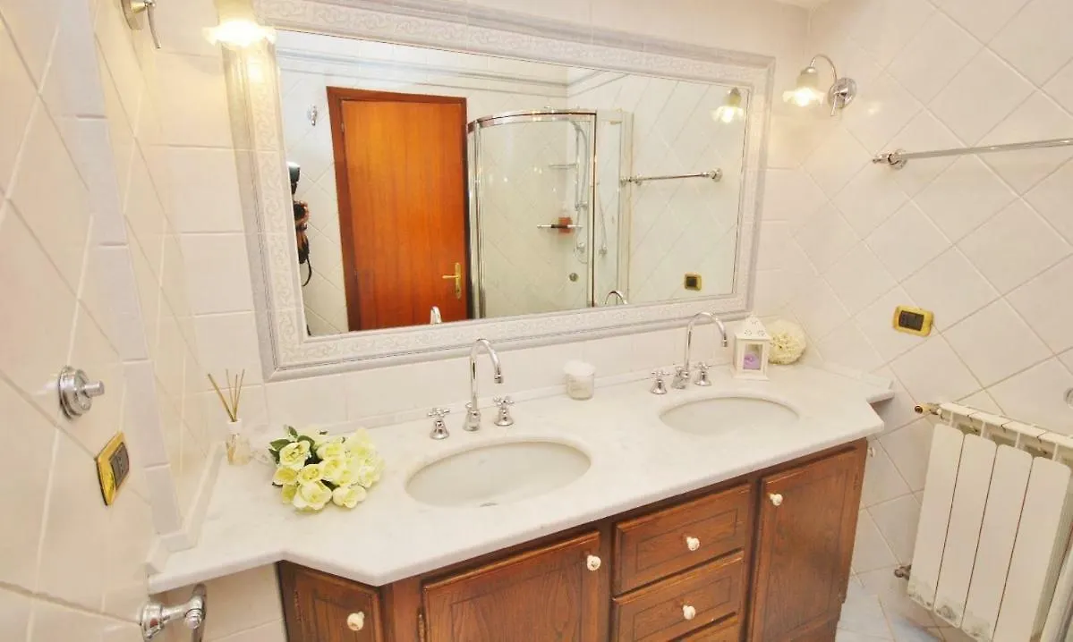Raffinato Attico Vicino Al Mare Con Solarium Lido Di Camaiore Apartment