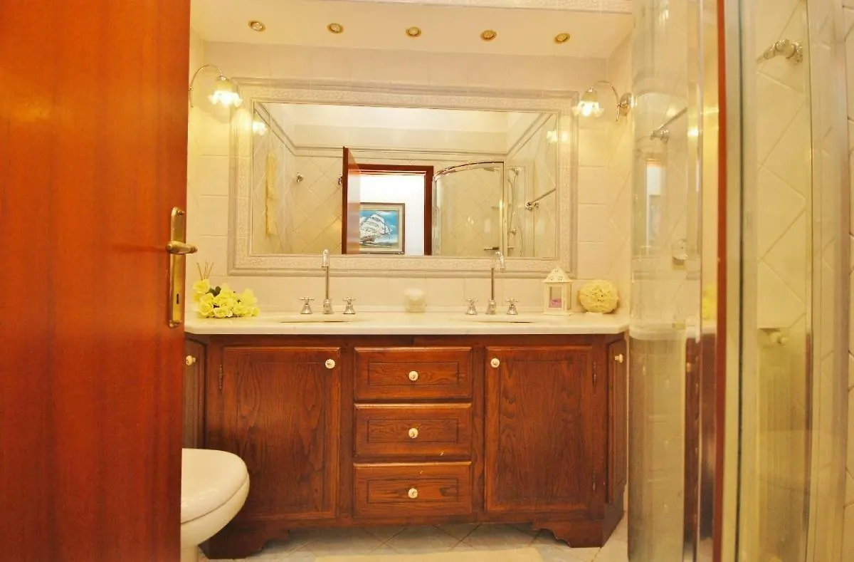 Raffinato Attico Vicino Al Mare Con Solarium Lido Di Camaiore Apartment